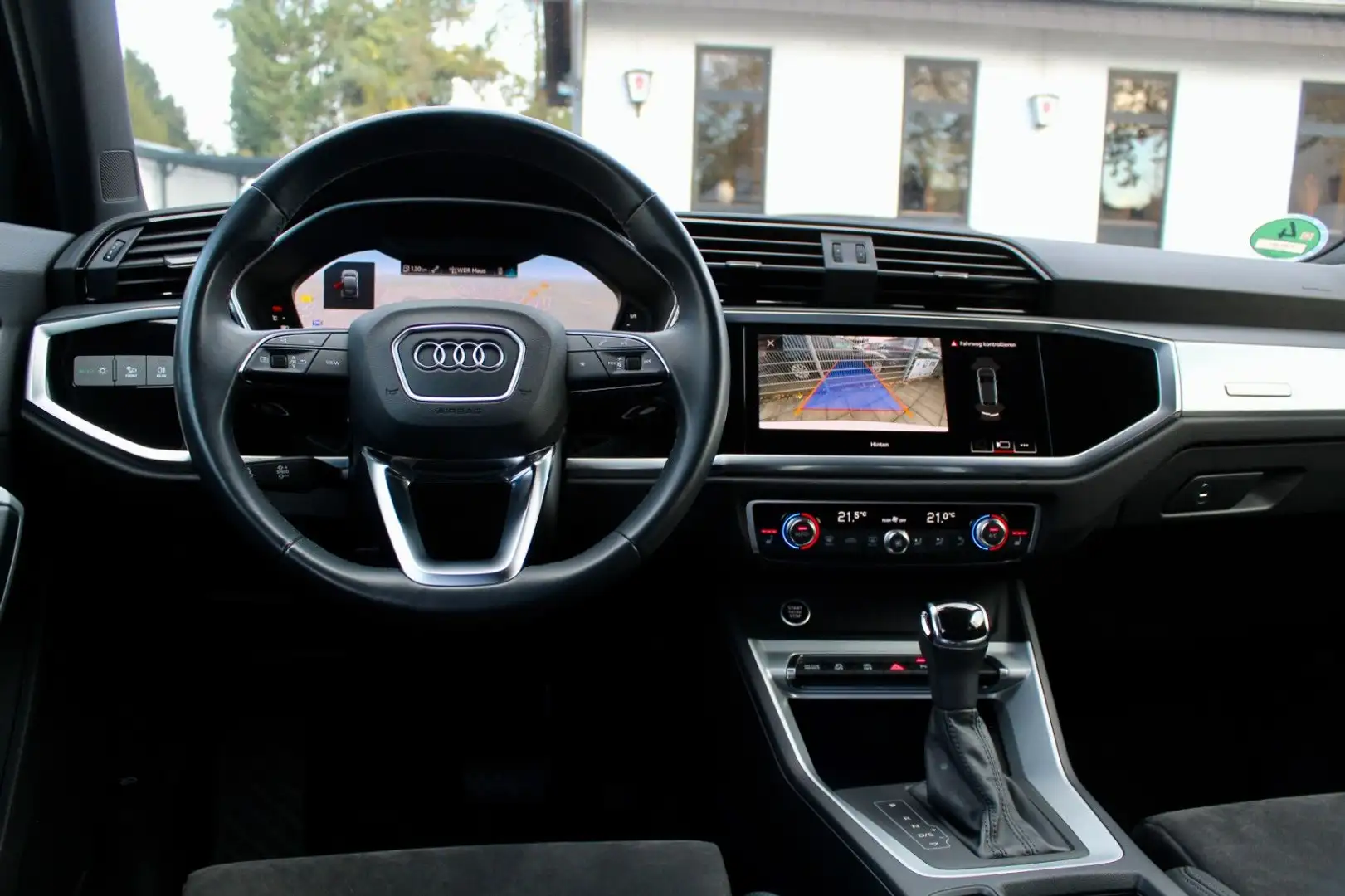 Audi Q3 Sportback 45 qu. 1.HAND! S-LINE MATRIX KAM VC Weiß - 1