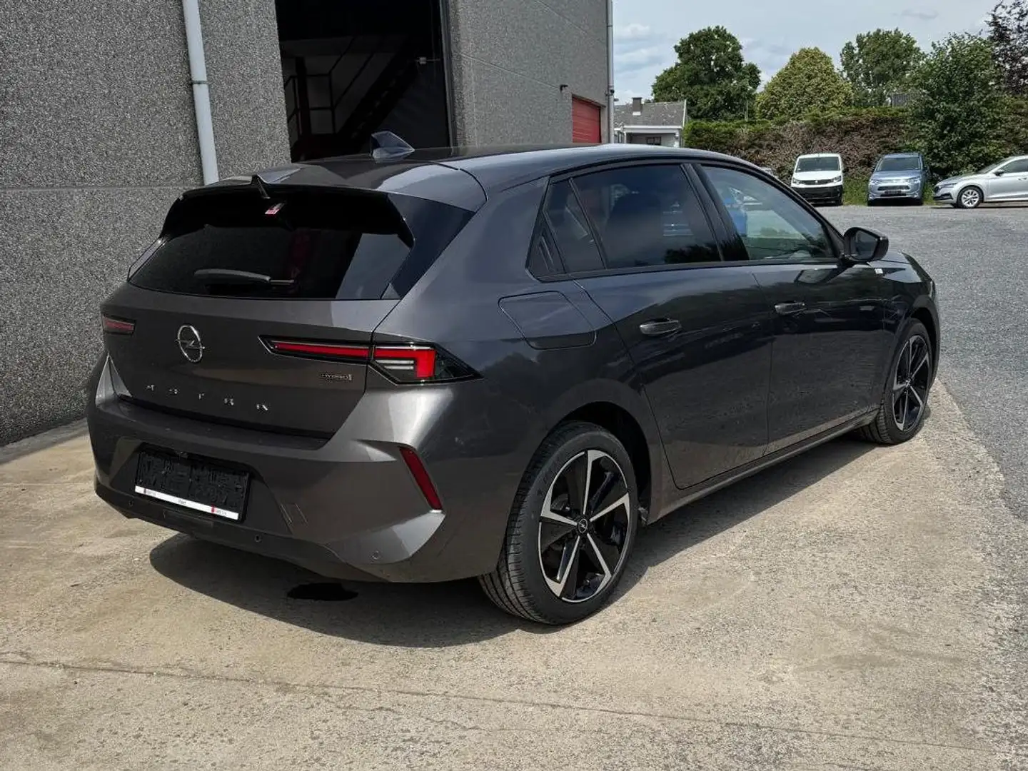 Opel Astra Astra Plug-In-Hybrid Grijs - 2