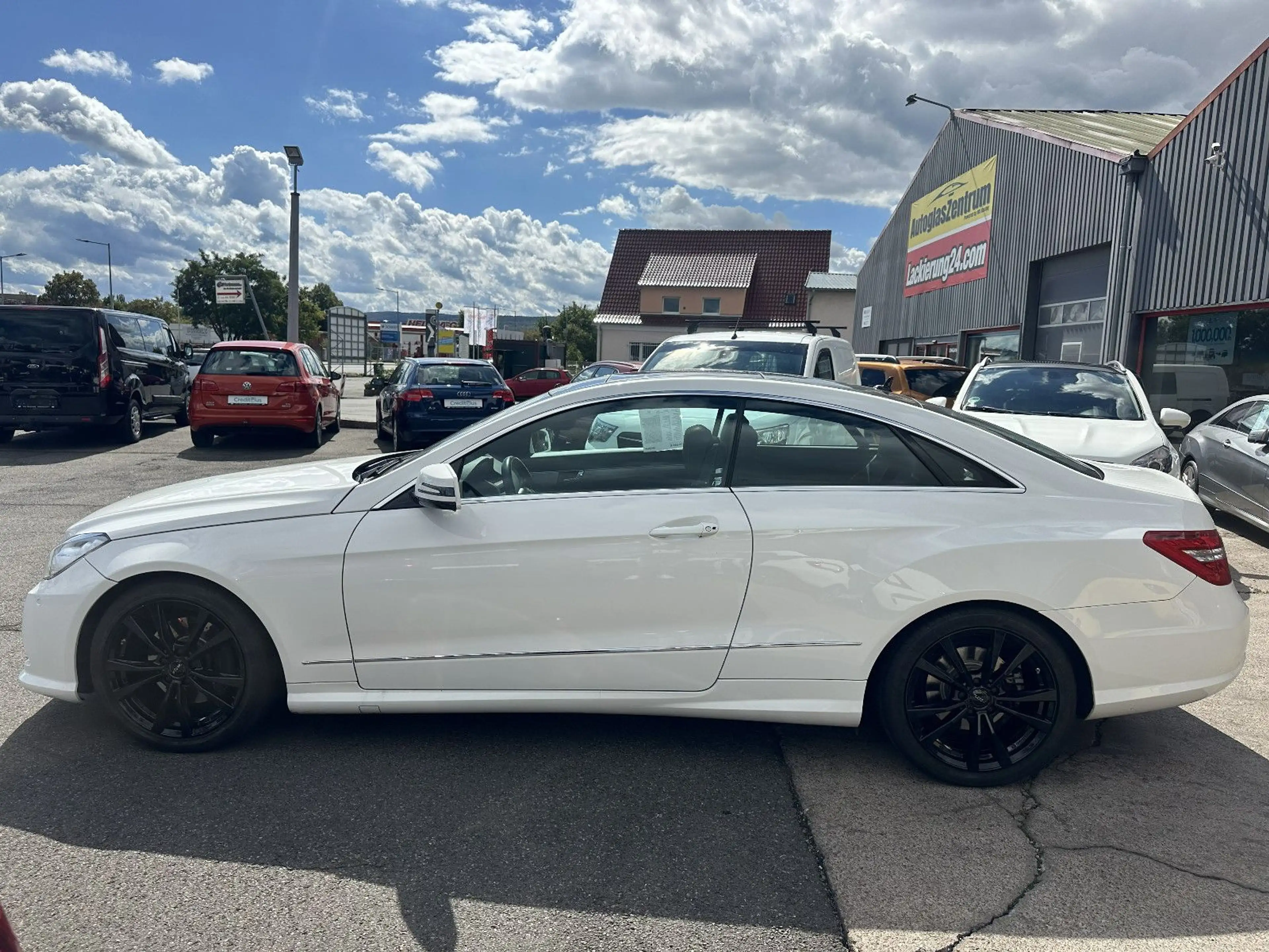 Mercedes-Benz E 250 E Coupe*Autom*Panorama*Leder*AHK*AMG — photo 5