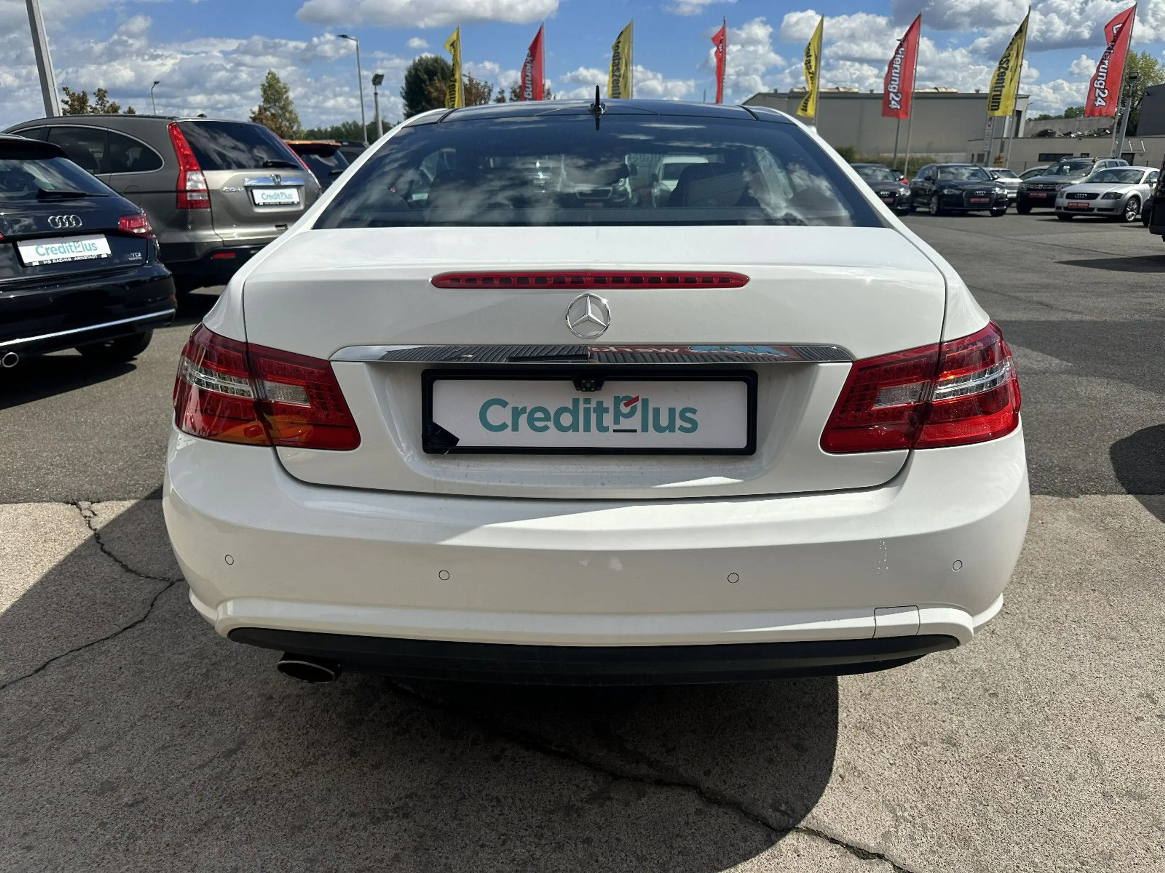 Mercedes-Benz E 250 E Coupe*Autom*Panorama*Leder*AHK*AMG — photo 6