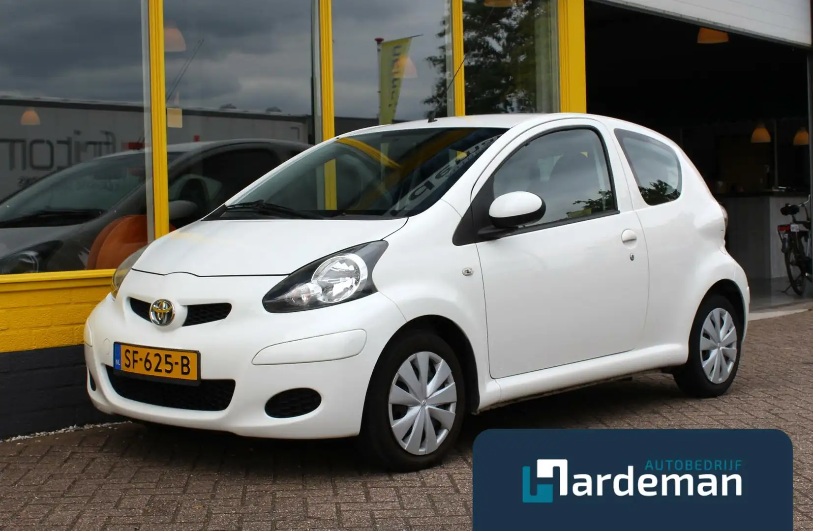 Toyota Aygo 1.0-12V Access Airco Blanc - 1