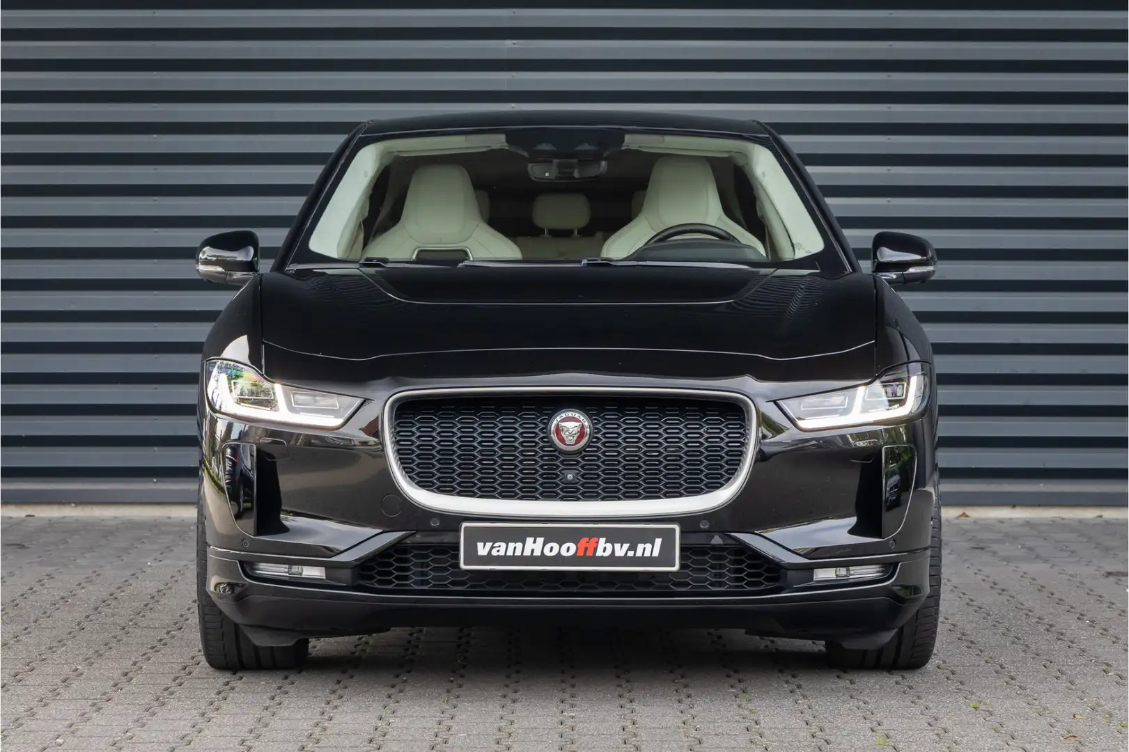 Jaguar I-Pace EV400 First Edition Performance stoel -Accupakket Nero - 2