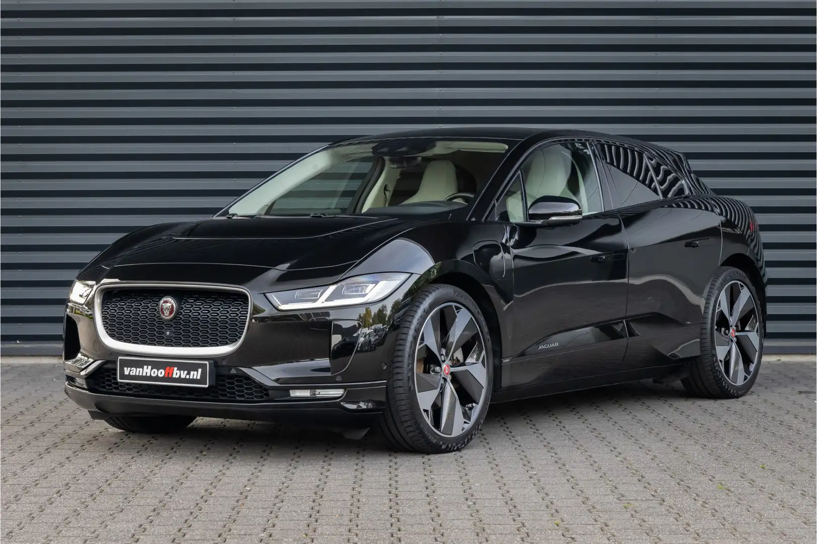 Jaguar I-Pace EV400 First Edition Performance stoel -Accupakket Nero - 1