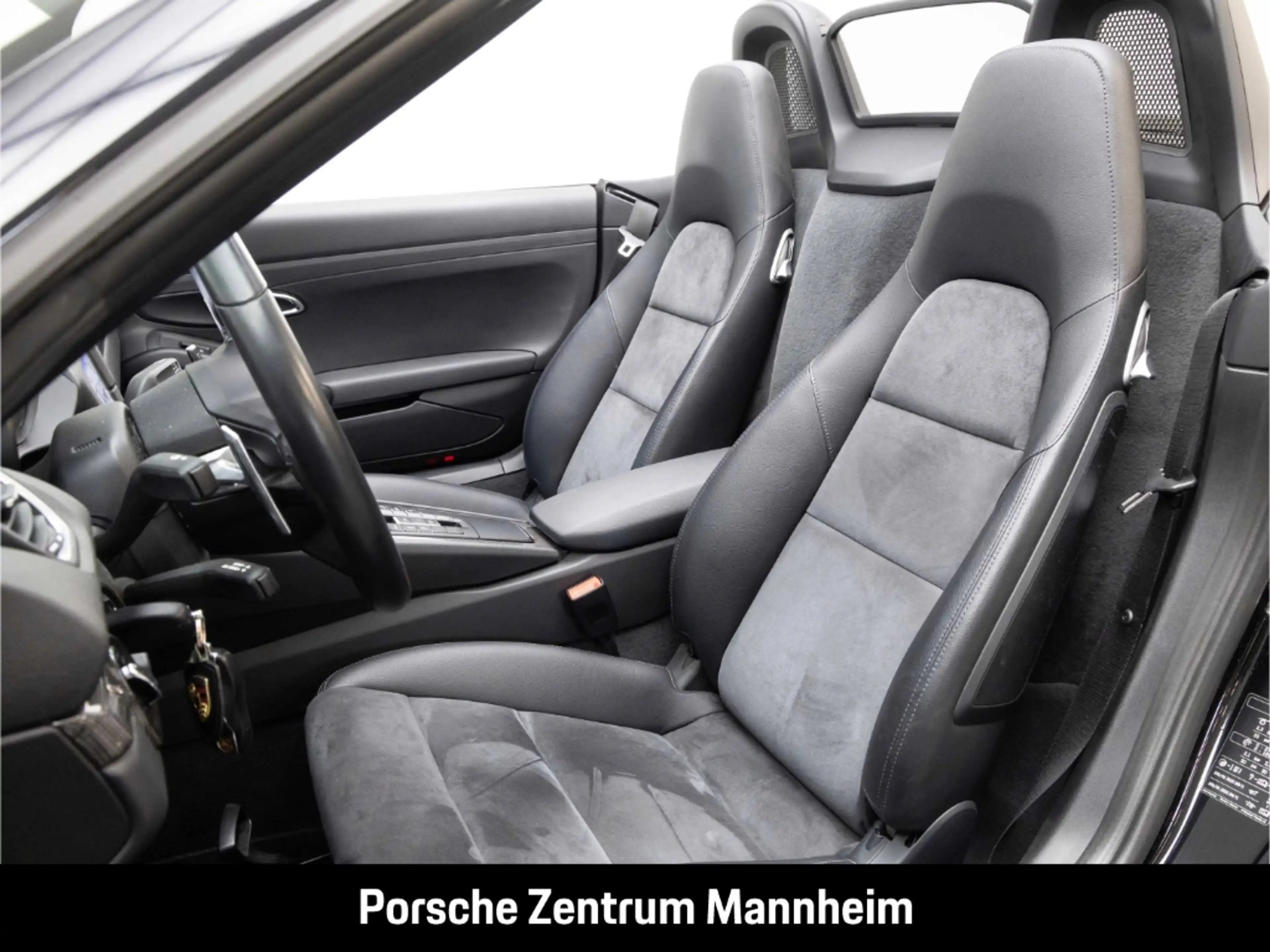 Porsche Boxster 718 — photo 5
