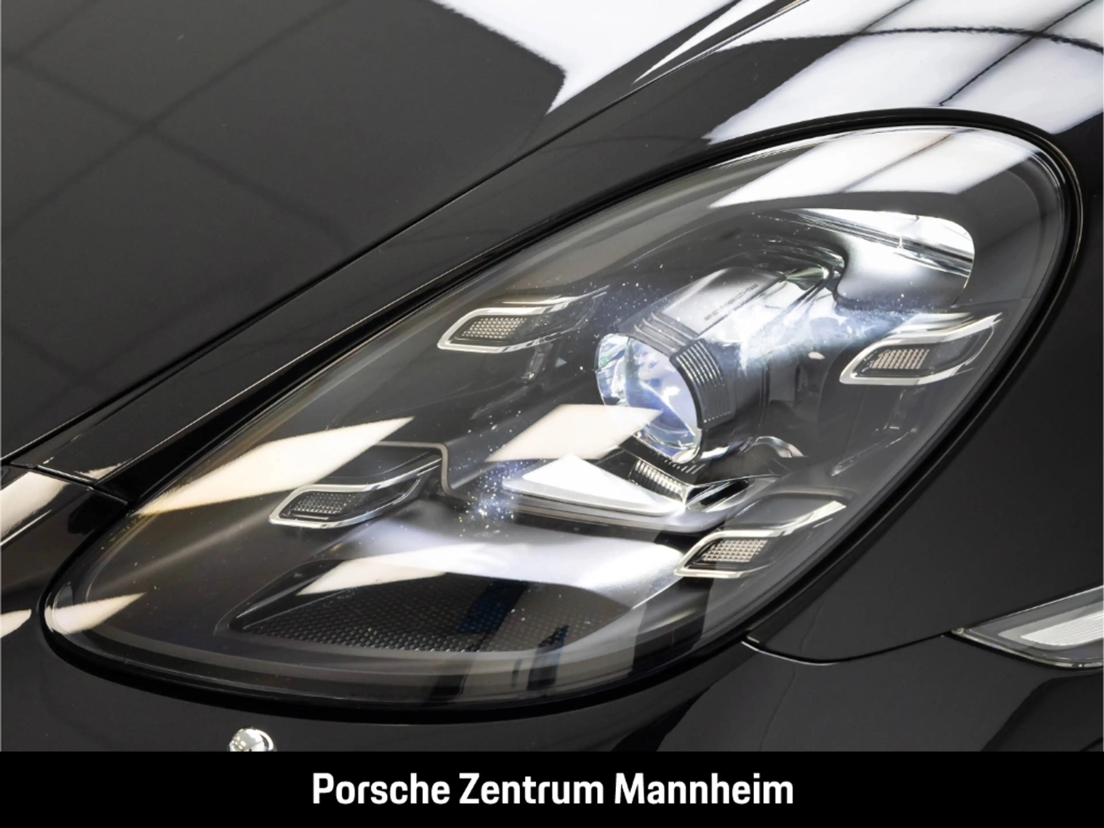 Porsche Boxster 718 — photo 13
