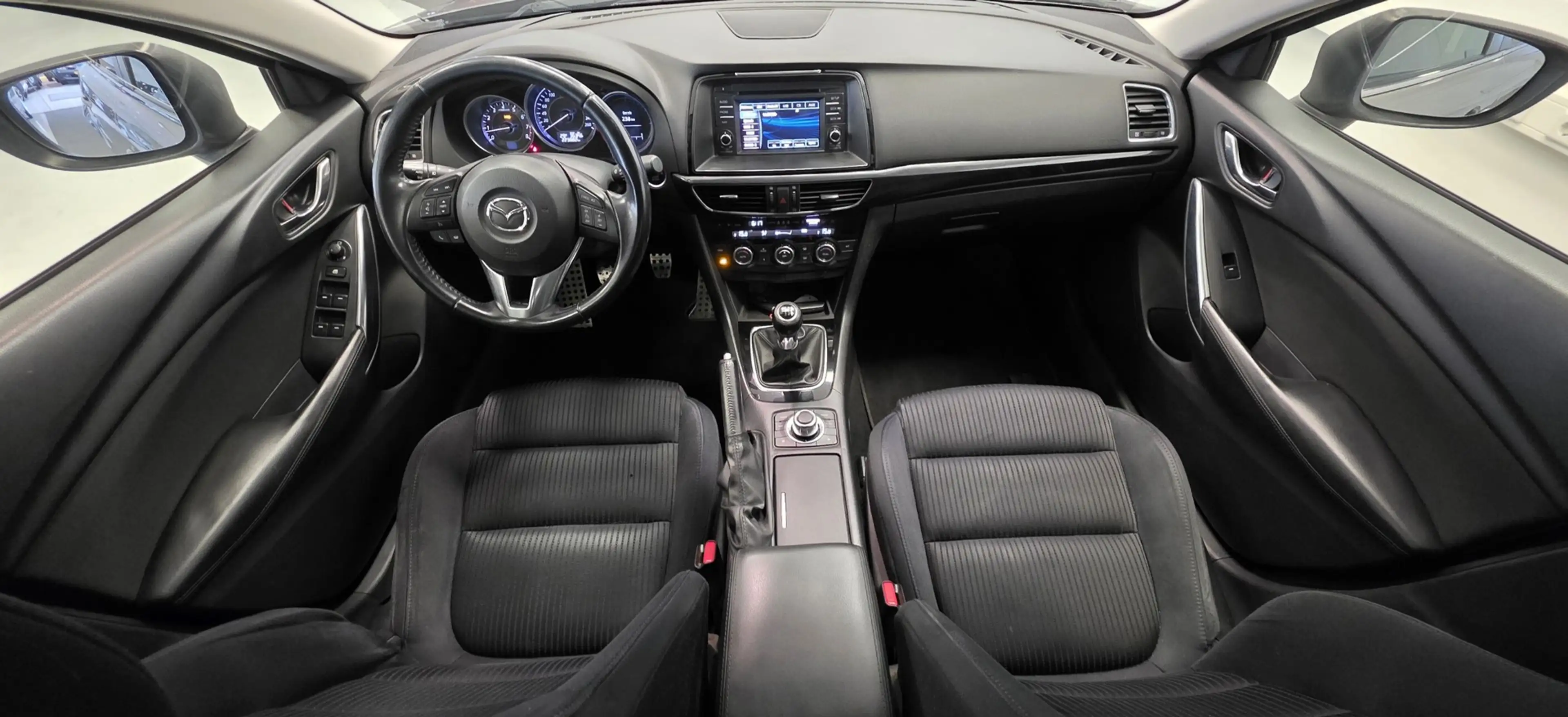 Mazda 6 2.0i 16V S Trekhaak Clima 19"LM velgen Garantie Mo — photo 8