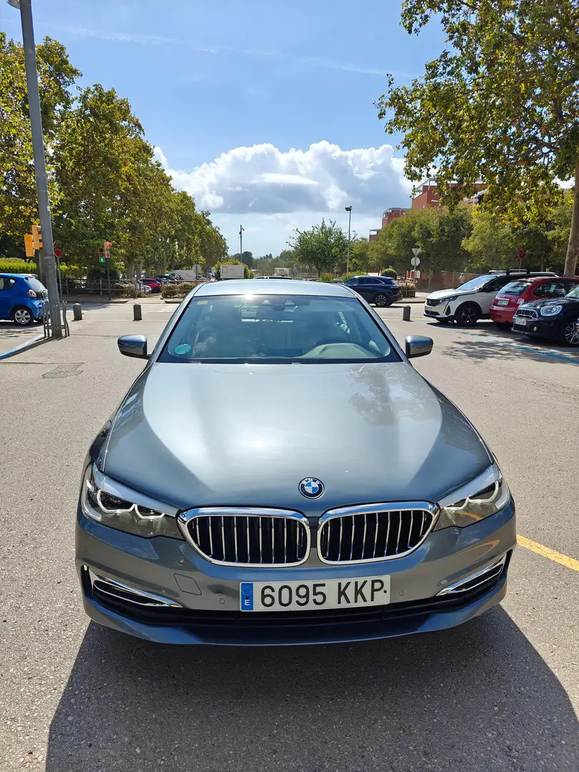 BMW 520 520D Luxury Line, Automático 8 vel. Gris - 1