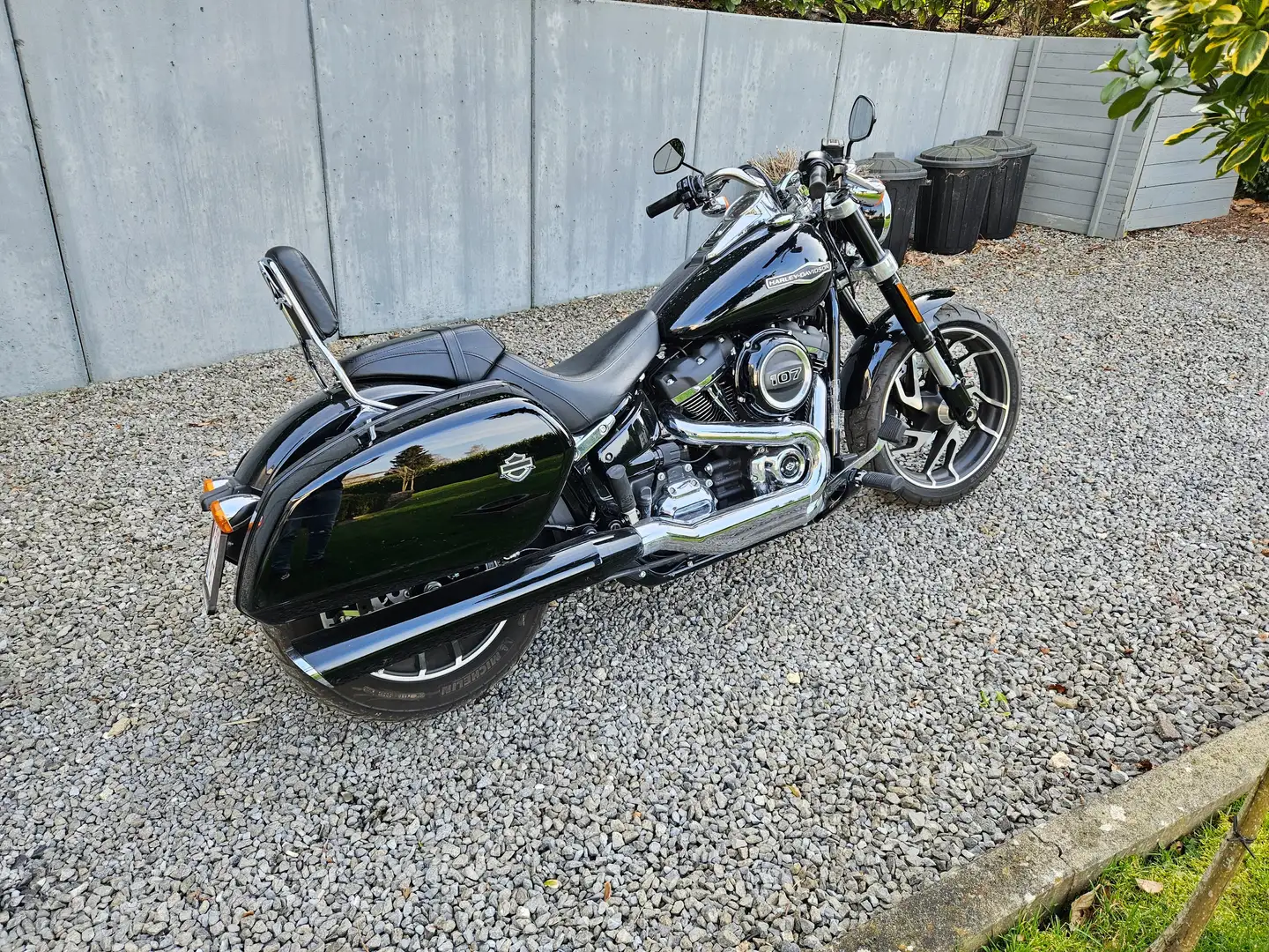 Harley-Davidson Sport Glide Чорний - 2
