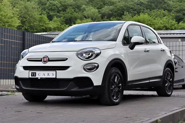 Fiat 500X 1.0 Turbo 120th *LED*SHZ*KLIMA*PDC*CAR-PLAY