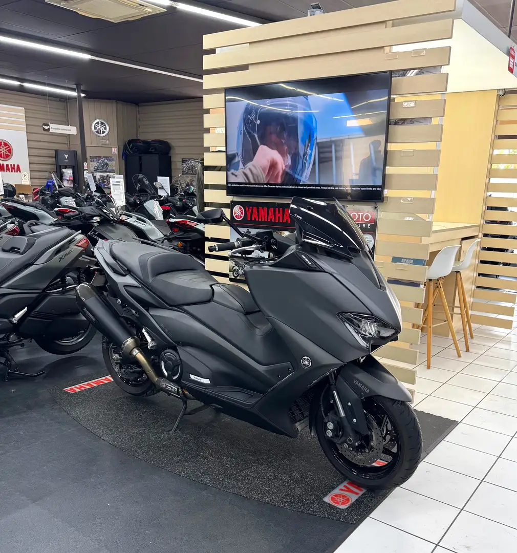 Yamaha TMAX 560 Gris - 2