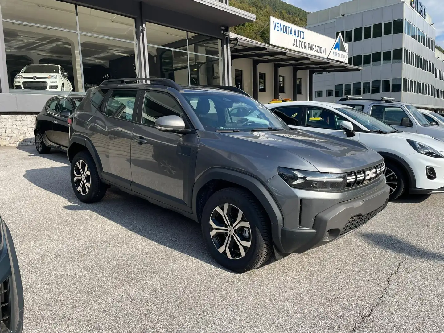 Dacia Duster Duster 1.2 mild hybrid Expression 4x4 130cv Grigio - 2