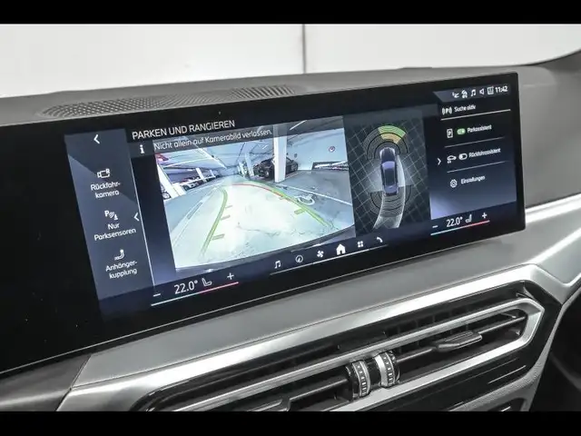 BMW I4 view 15