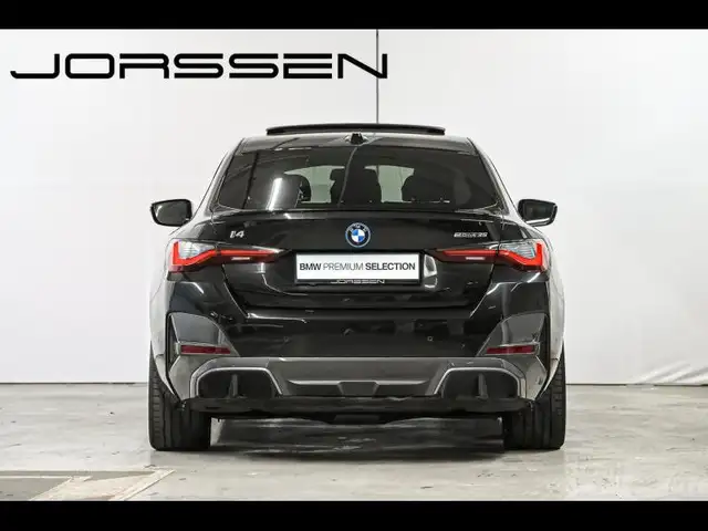 BMW I4 view 4