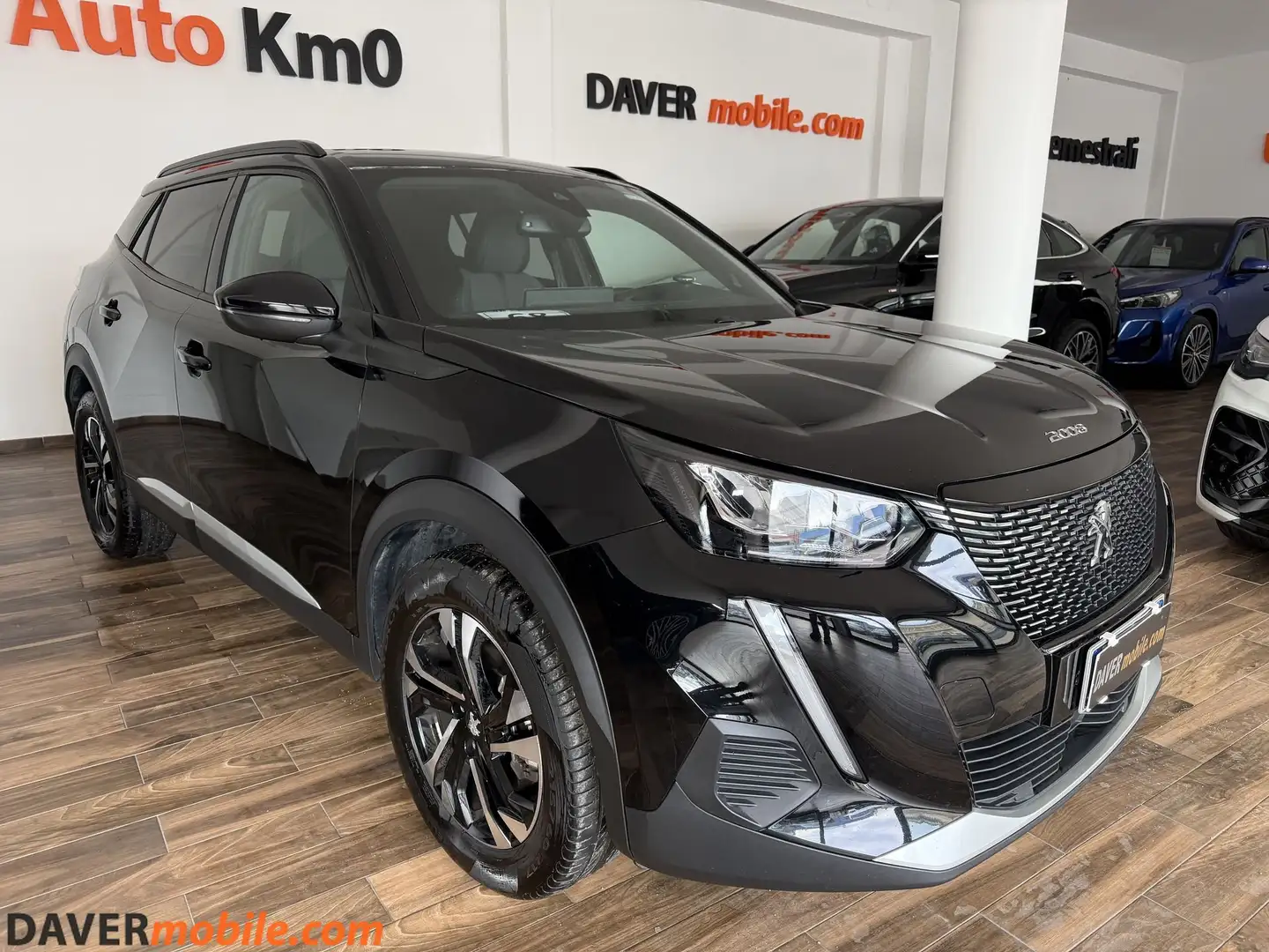 Peugeot 2008 2008 BlueHDi 130 S&S EAT8 Allure Nero - 1