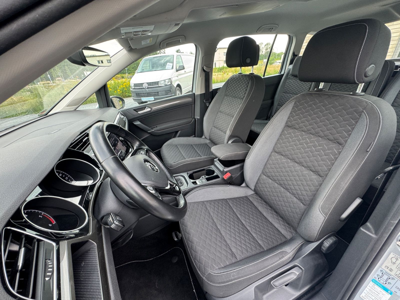 Volkswagen Touran Join 1.6 TDI/ 7-Sitzer/ DSG/ Navi — photo 9