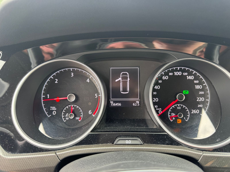 Volkswagen Touran Join 1.6 TDI/ 7-Sitzer/ DSG/ Navi — photo 6