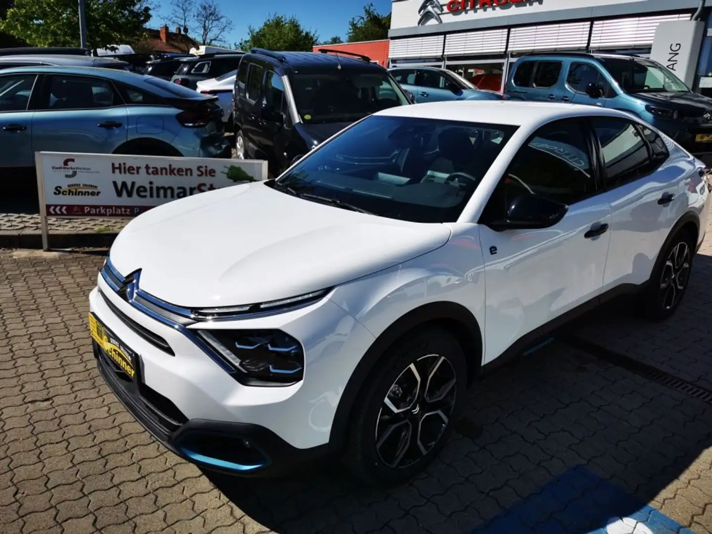 Citroen E-C4 Electric X FEEL Weiß - 1