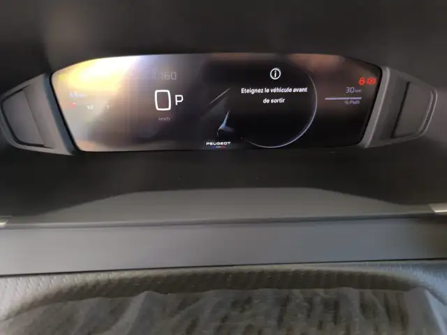 Peugeot 208 view 17