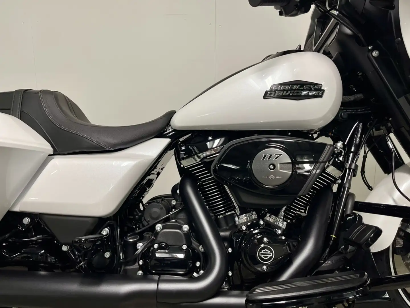 Harley-Davidson Street Glide TOURING FLHX Alb - 2