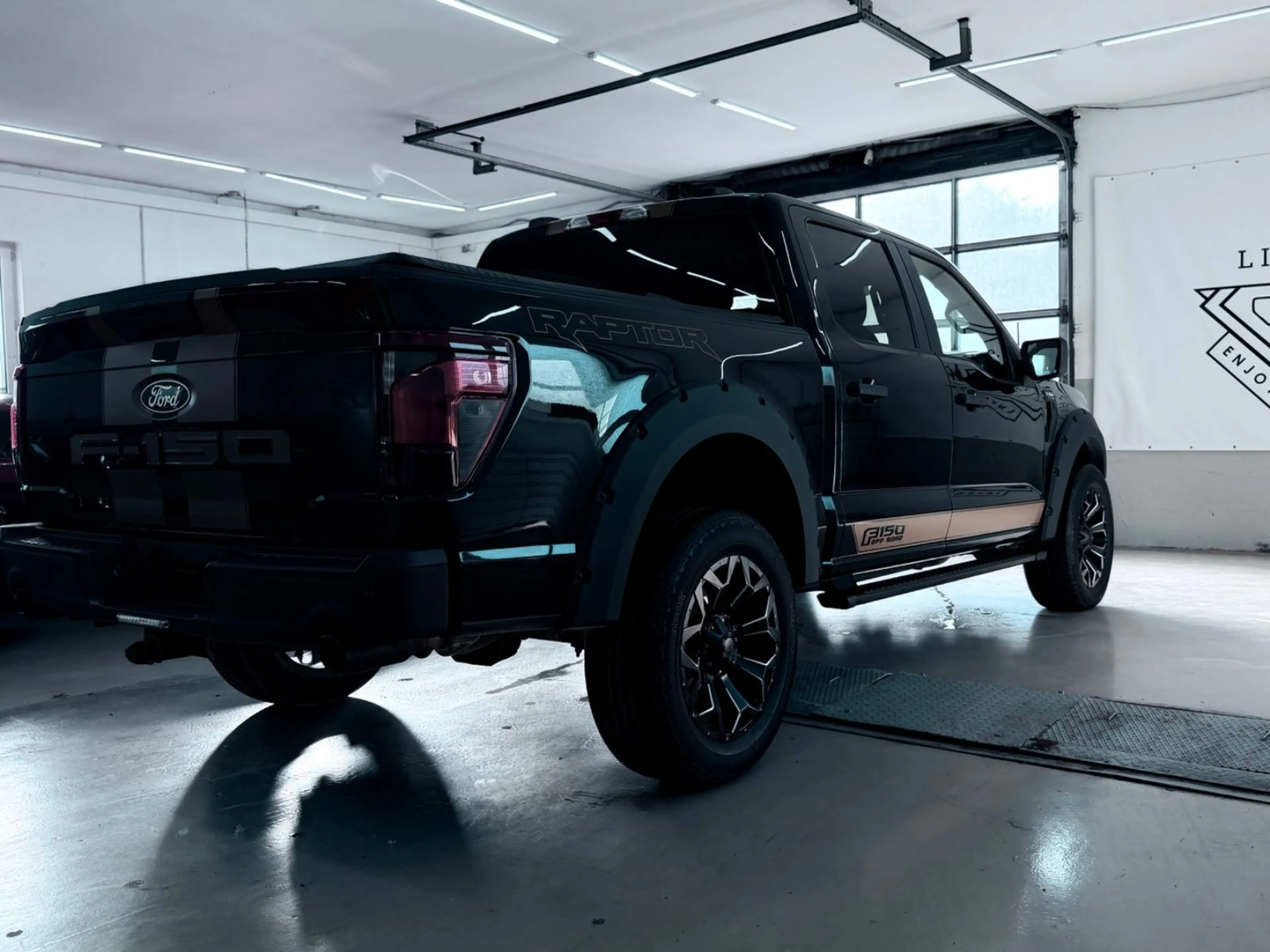 Ford F 150 /5.0/V8/4X4/Facelift — photo 4