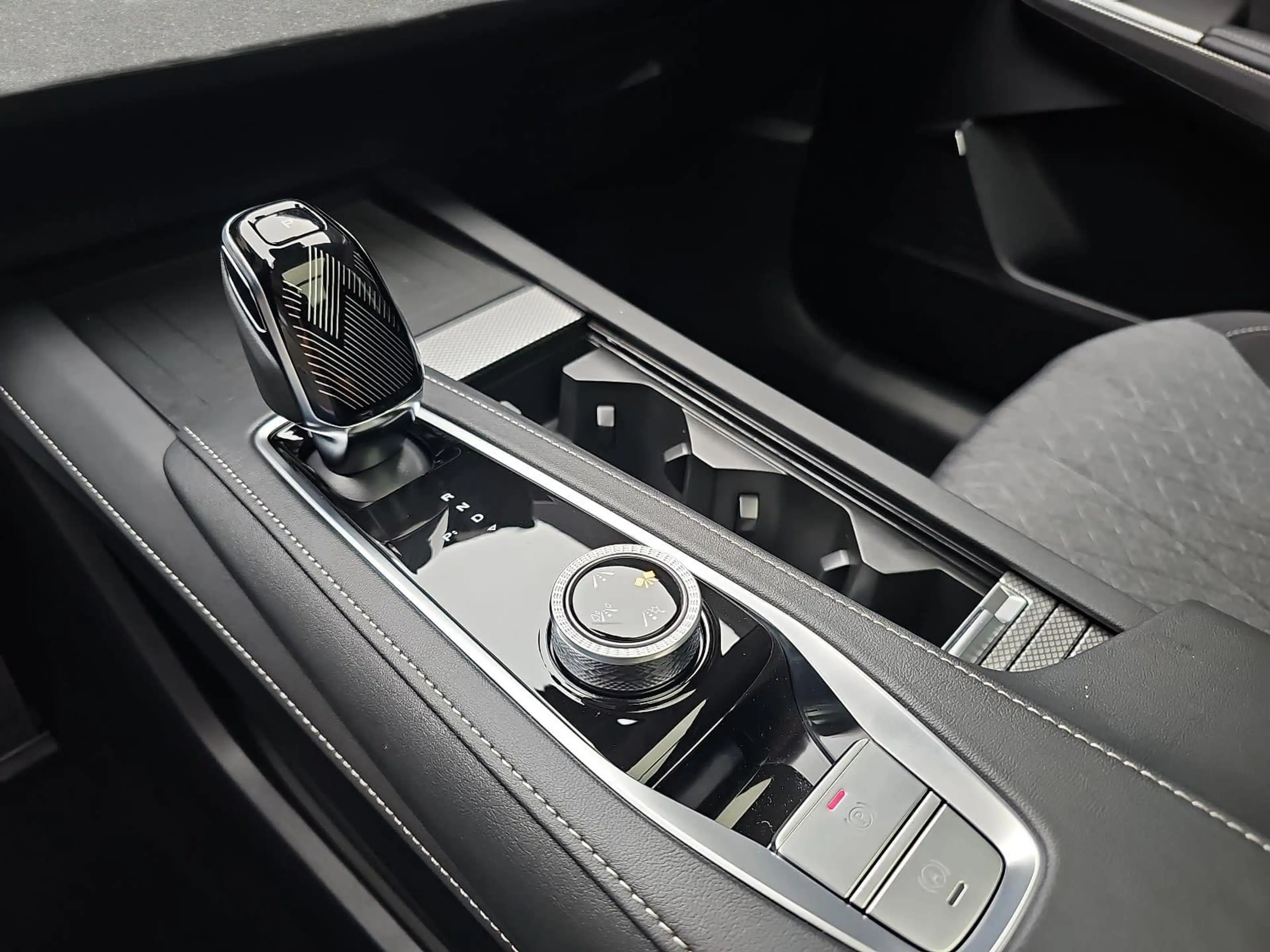 MG MGS9 MGS9 PLUG-IN-HYBRID MY26 COMFORT — photo 13