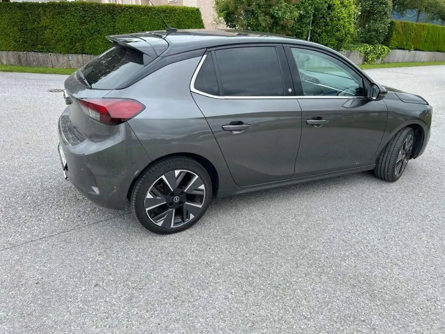 Opel Corsa Corsa-e 50kWh e-Edition e-Edition Grau - 2