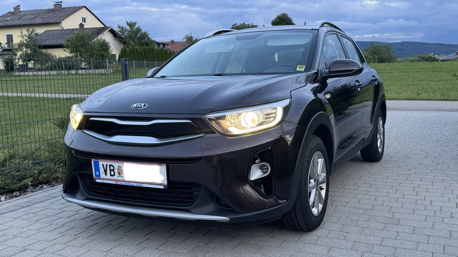 Kia Stonic 1,25 MPI ISG Silber - 1