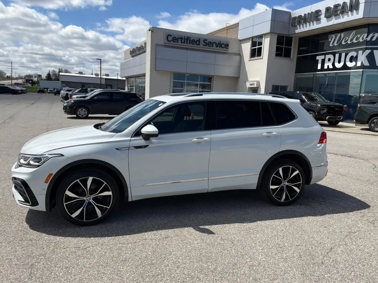 Volkswagen Tiguan снимка Volkswagen Tiguan