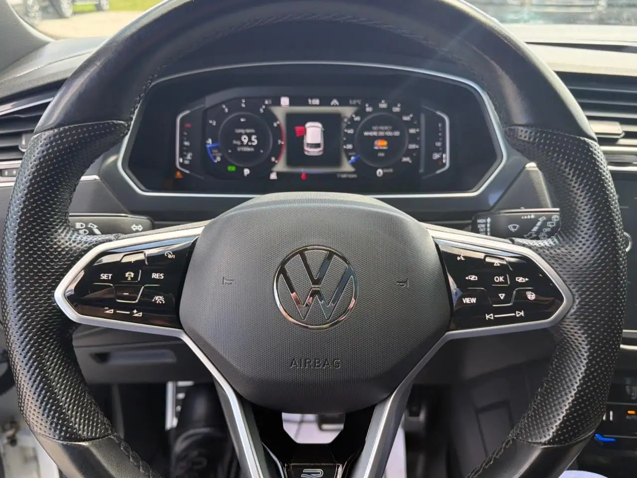 Volkswagen Tiguan снимка Volkswagen Tiguan