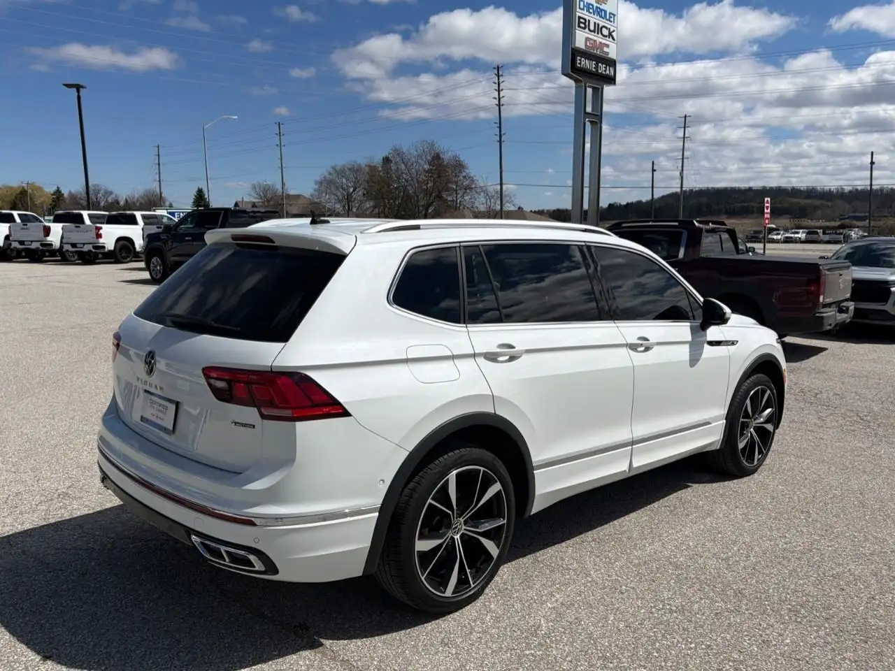 Volkswagen Tiguan снимка Volkswagen Tiguan