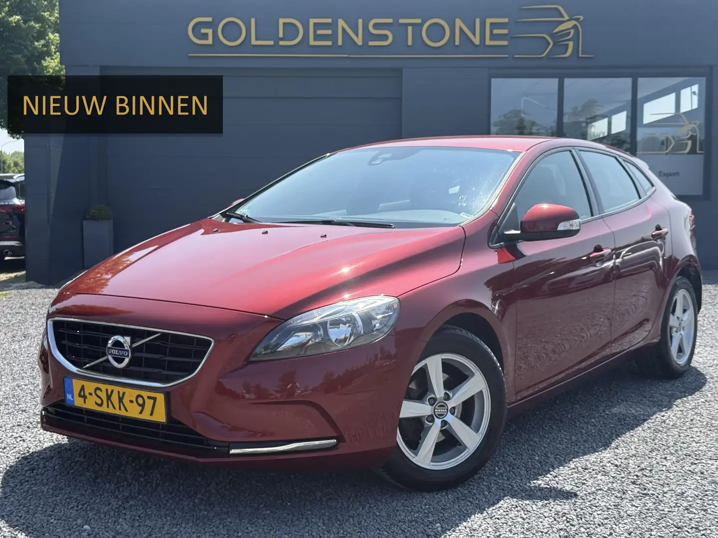 Volvo V40 1.6 D2 Kinetic 1e Eigenaar,Navi,Dealer Onderhouden Rood - 1