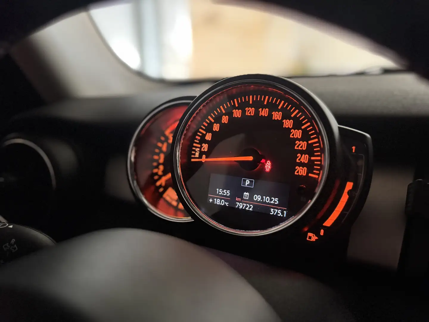 MINI Cooper D 1.500 cilindrata 115 cavalli - 2