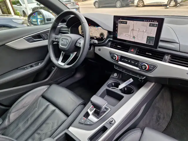 Audi A4 view 6