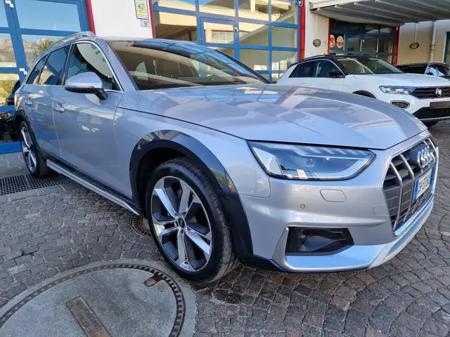 Audi A4 view 2