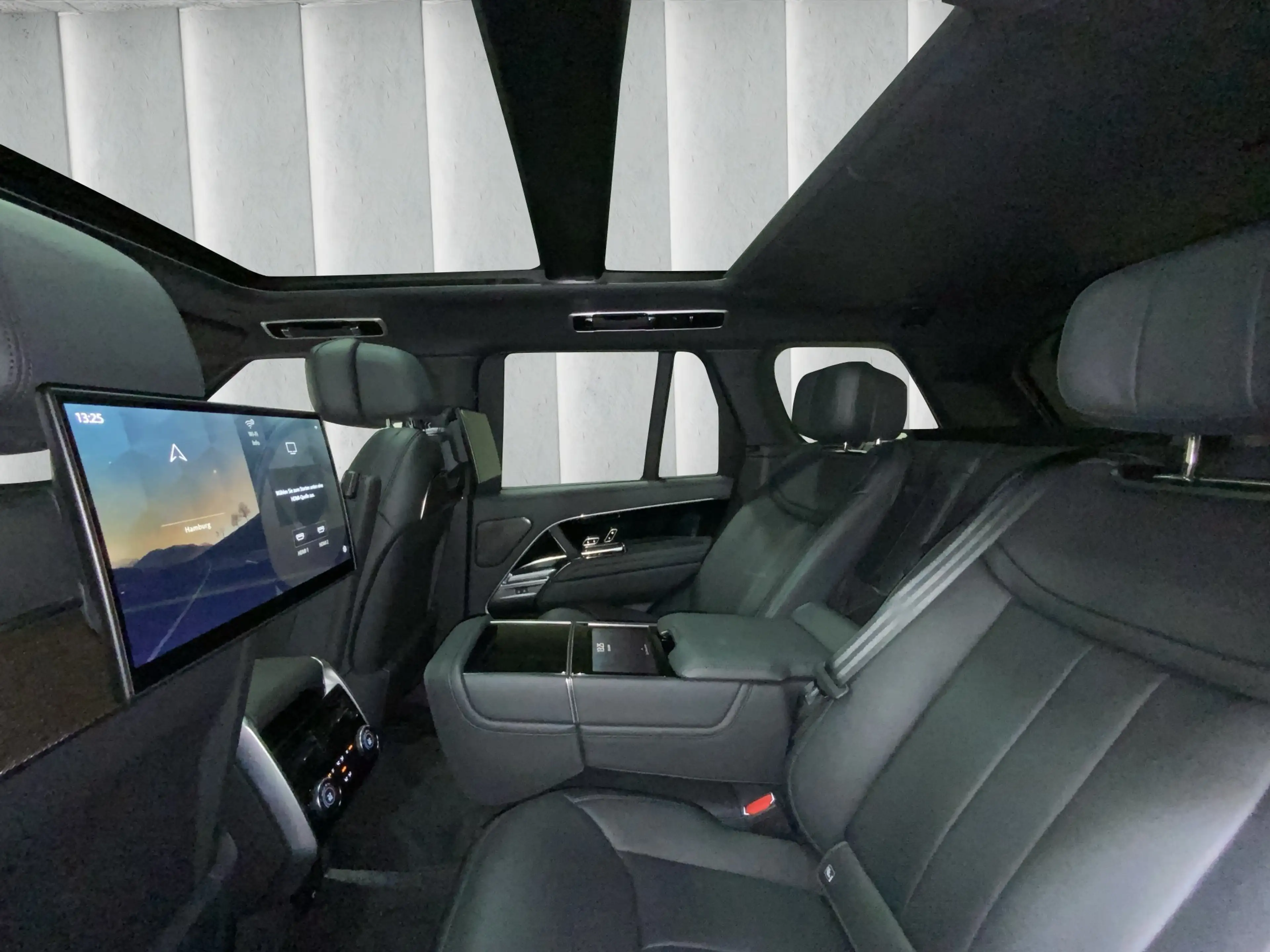 Land Rover Range Rover Autobiography 4.4 P530 — photo 8
