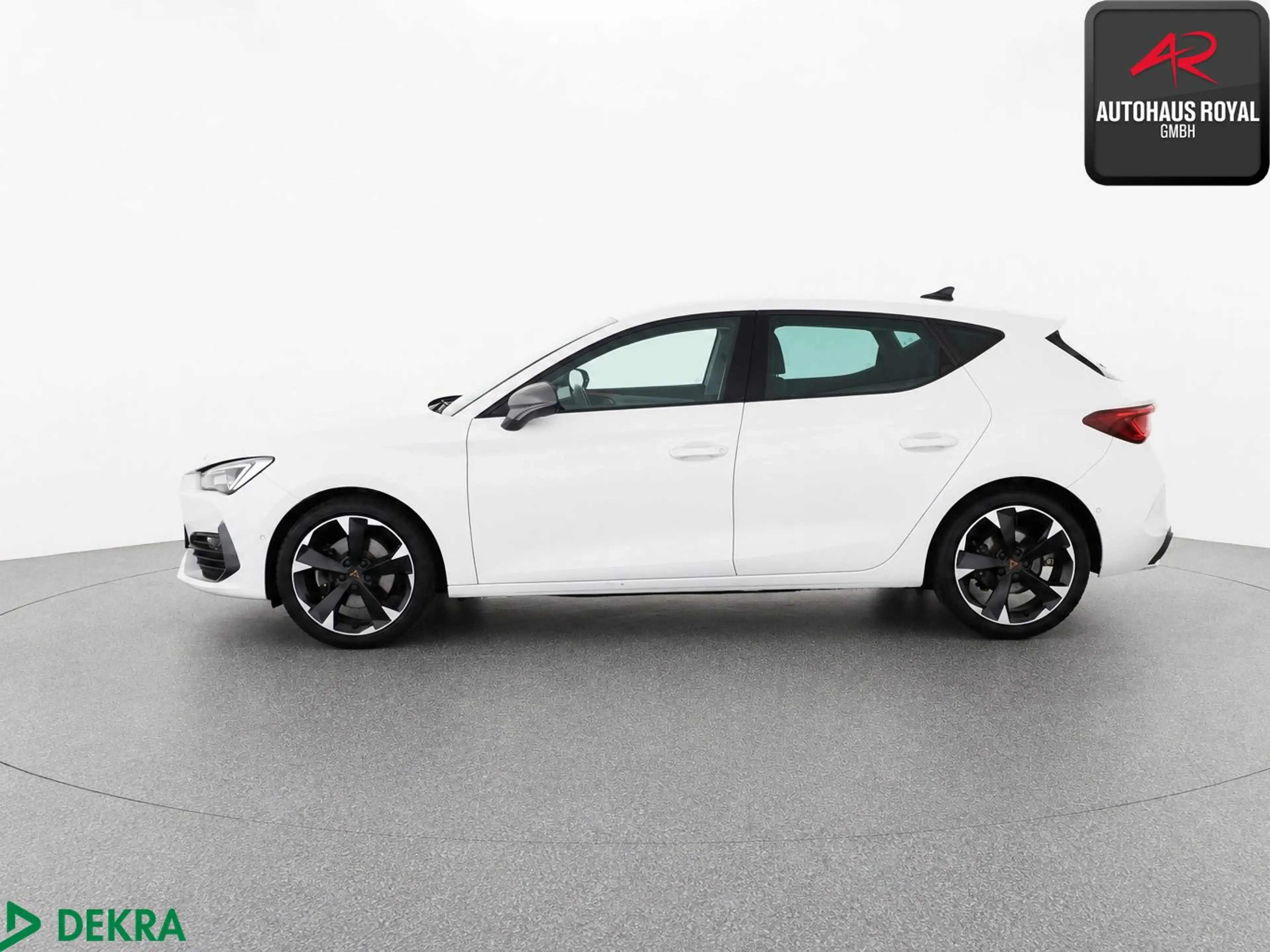 CUPRA Leon 2.0 TSI KAMERA,ACC,TOTWINKEL,CARPLAY,KESSY — photo 2