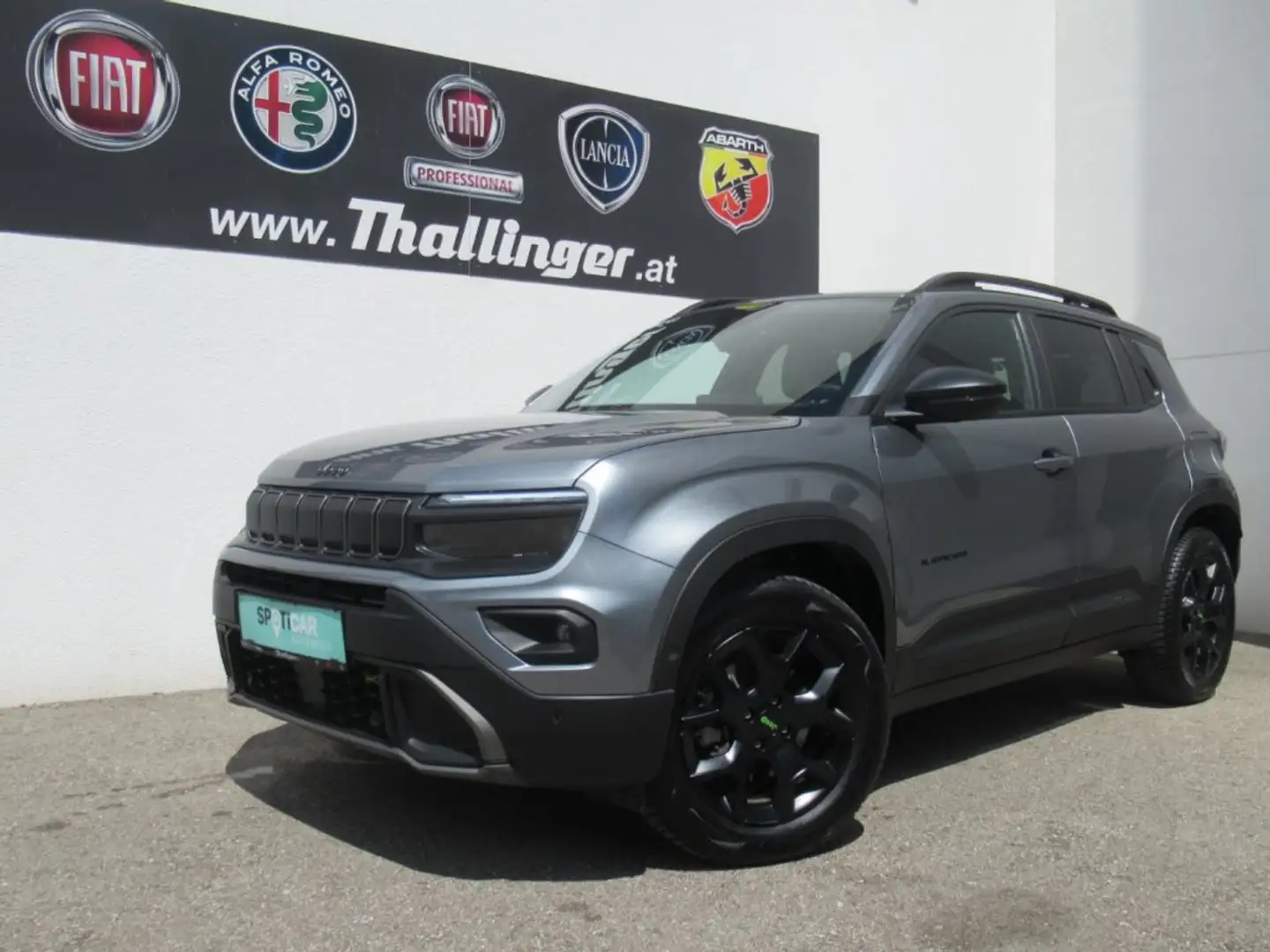 Jeep Avenger 4xe Overland Grau - 2