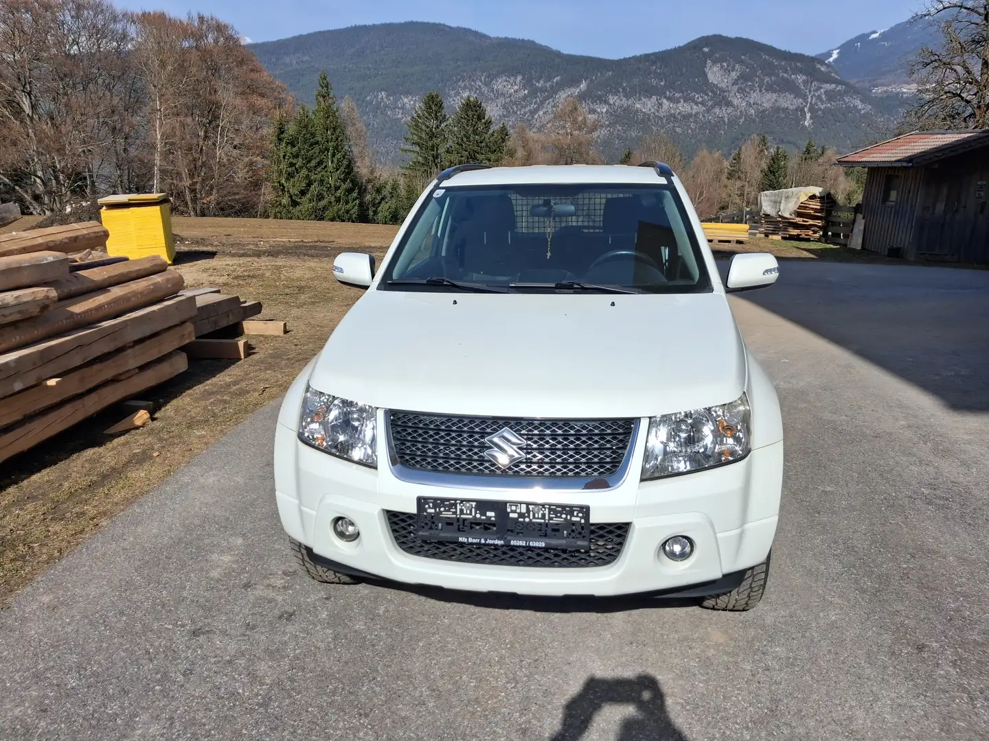 Suzuki Grand Vitara Grand Vitara 1,6 VX VX Weiß - 1
