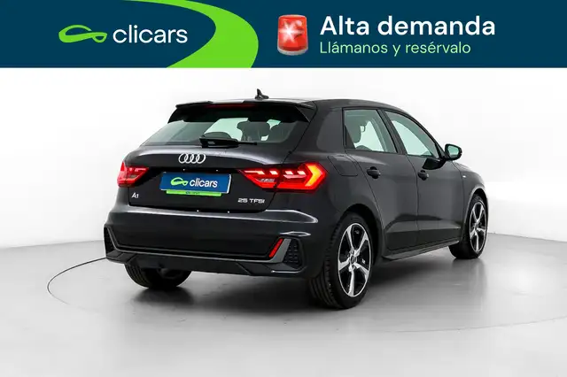 Audi A1 view 5