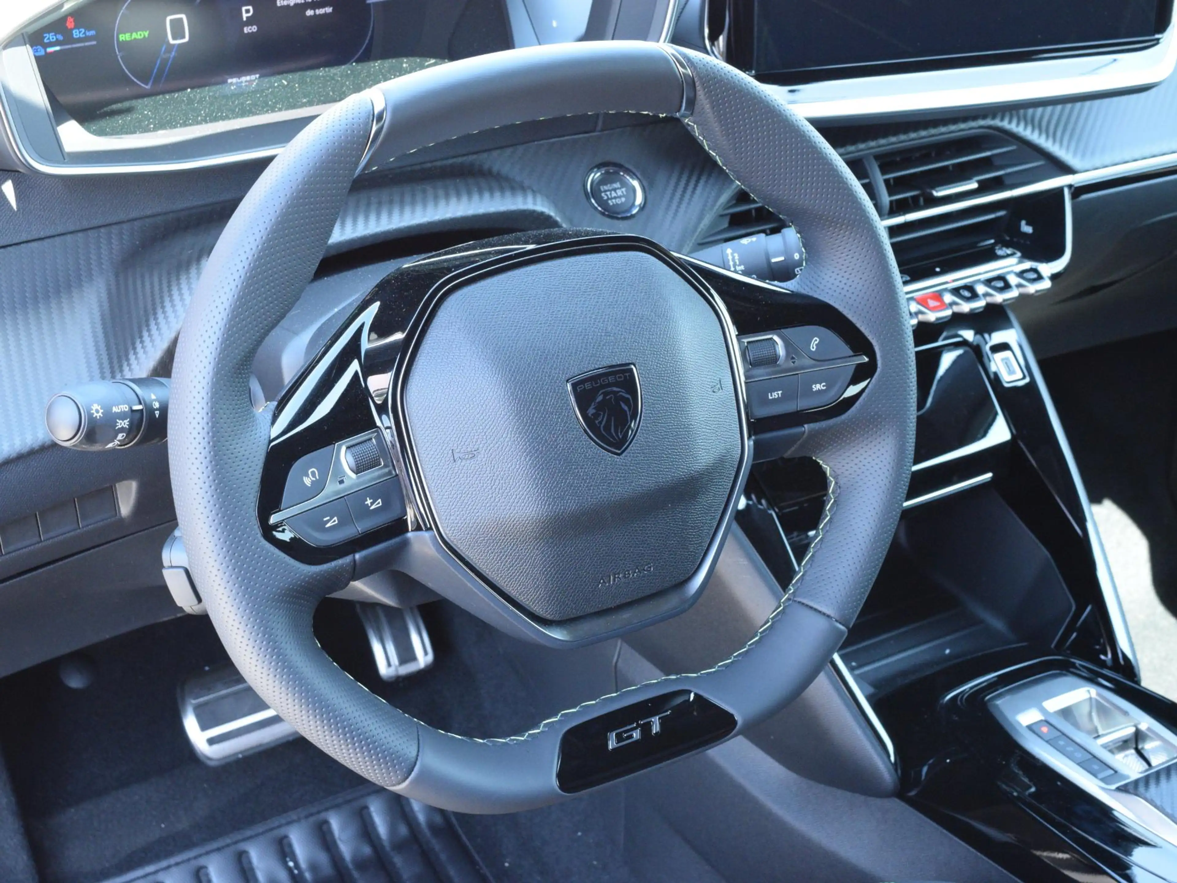 Peugeot e-2008 EV GT Avantage 54 kWh Warmtepomp l Alcantara inter — photo 6