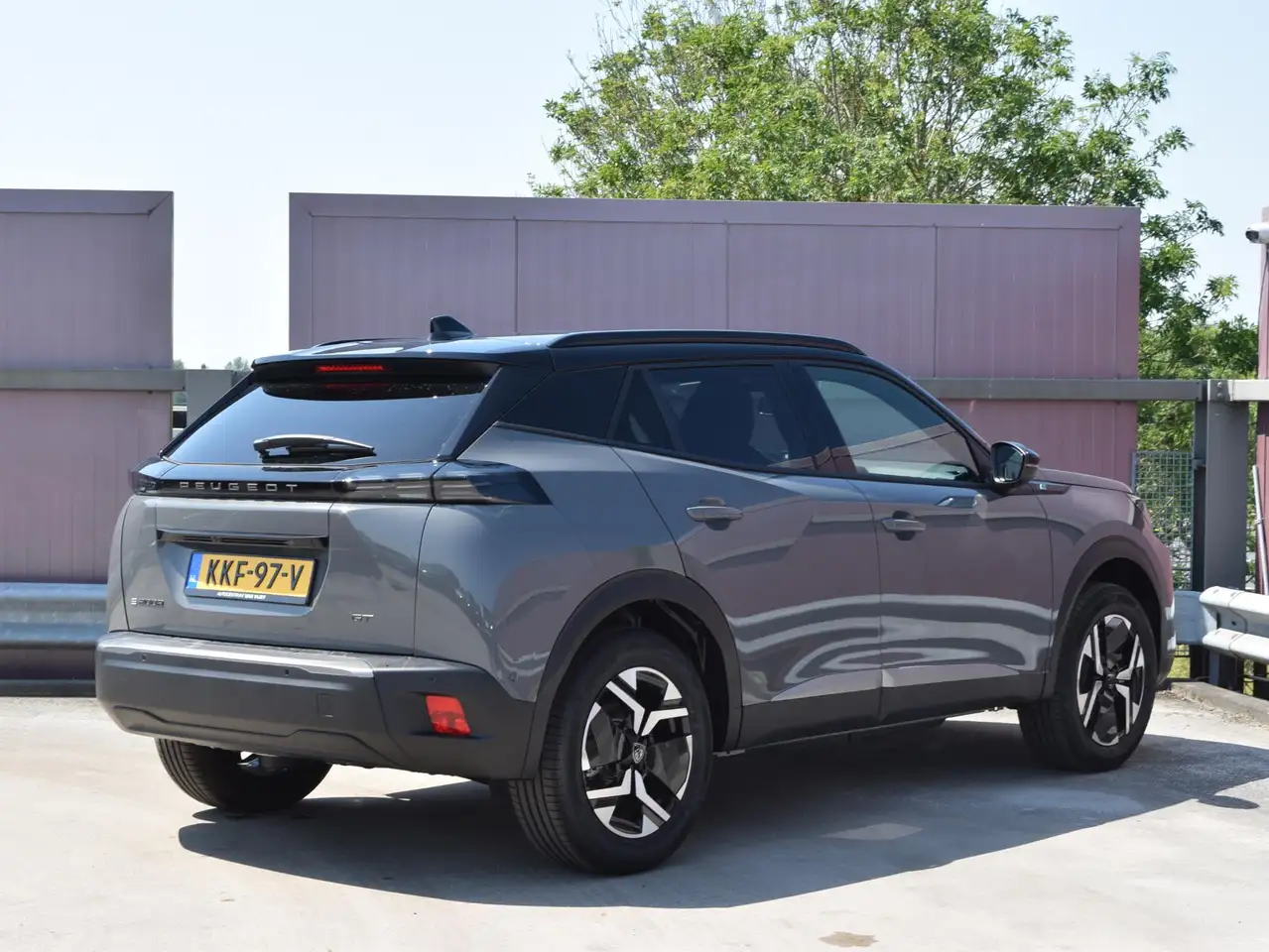 Peugeot e-2008 2026