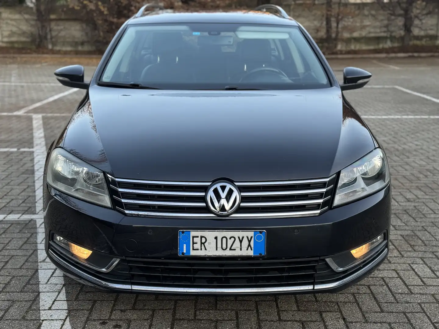 Volkswagen Passat 2.0 tdi Highline 140cv Nero - 1