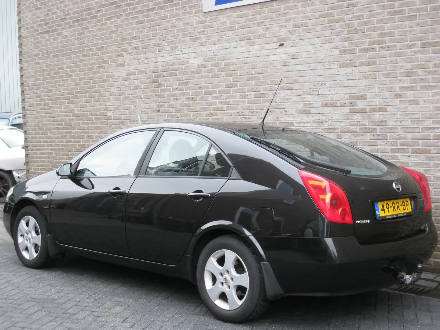 Nissan Primera 1.8 Acenta - Cruise control - Trekhaak - Schwarz - 2