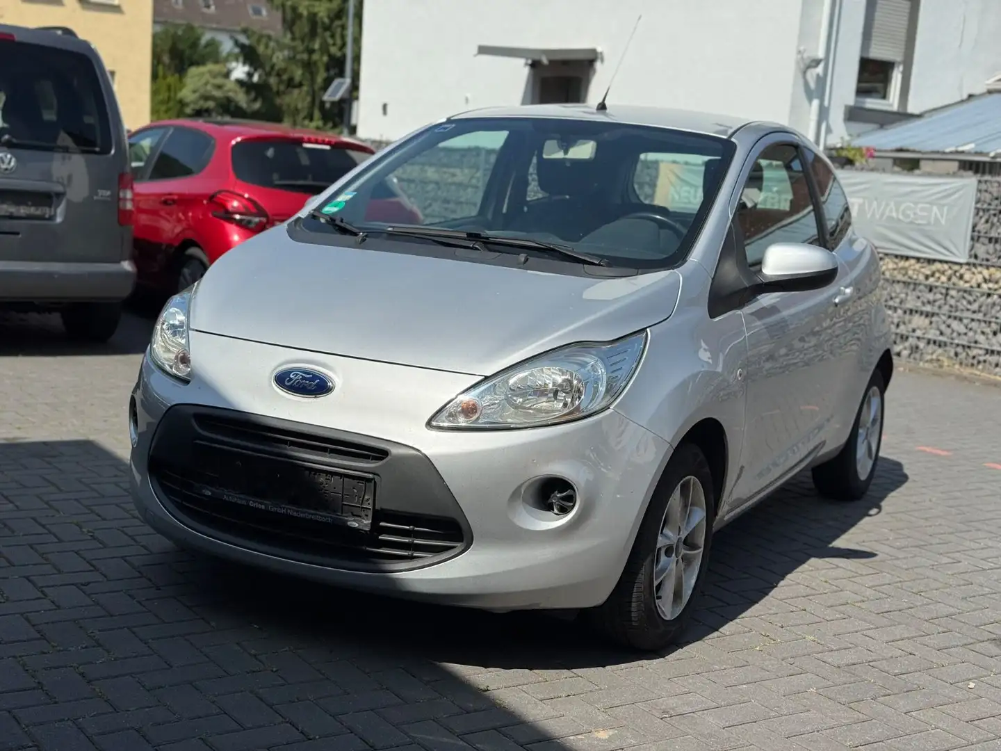 Ford Ka/Ka+ *1.HAND*ZAHNRIEMEN NEU*TÜV NEU*KLIMA*WENIG KM* Stříbrná - 2