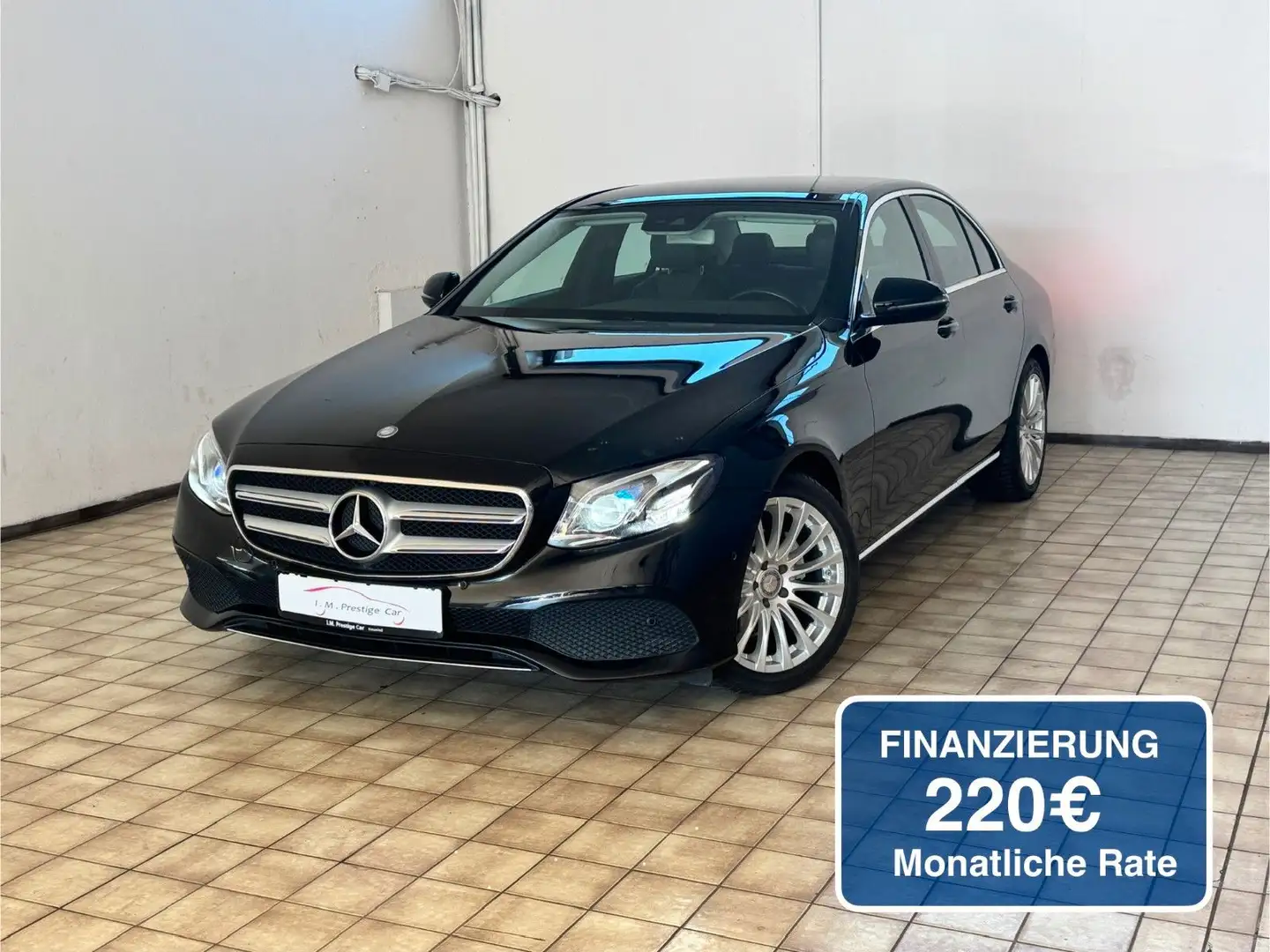 Mercedes-Benz E 220 Lim. Avantgarde Aut. Navi Leder SHZ LED Nero - 1