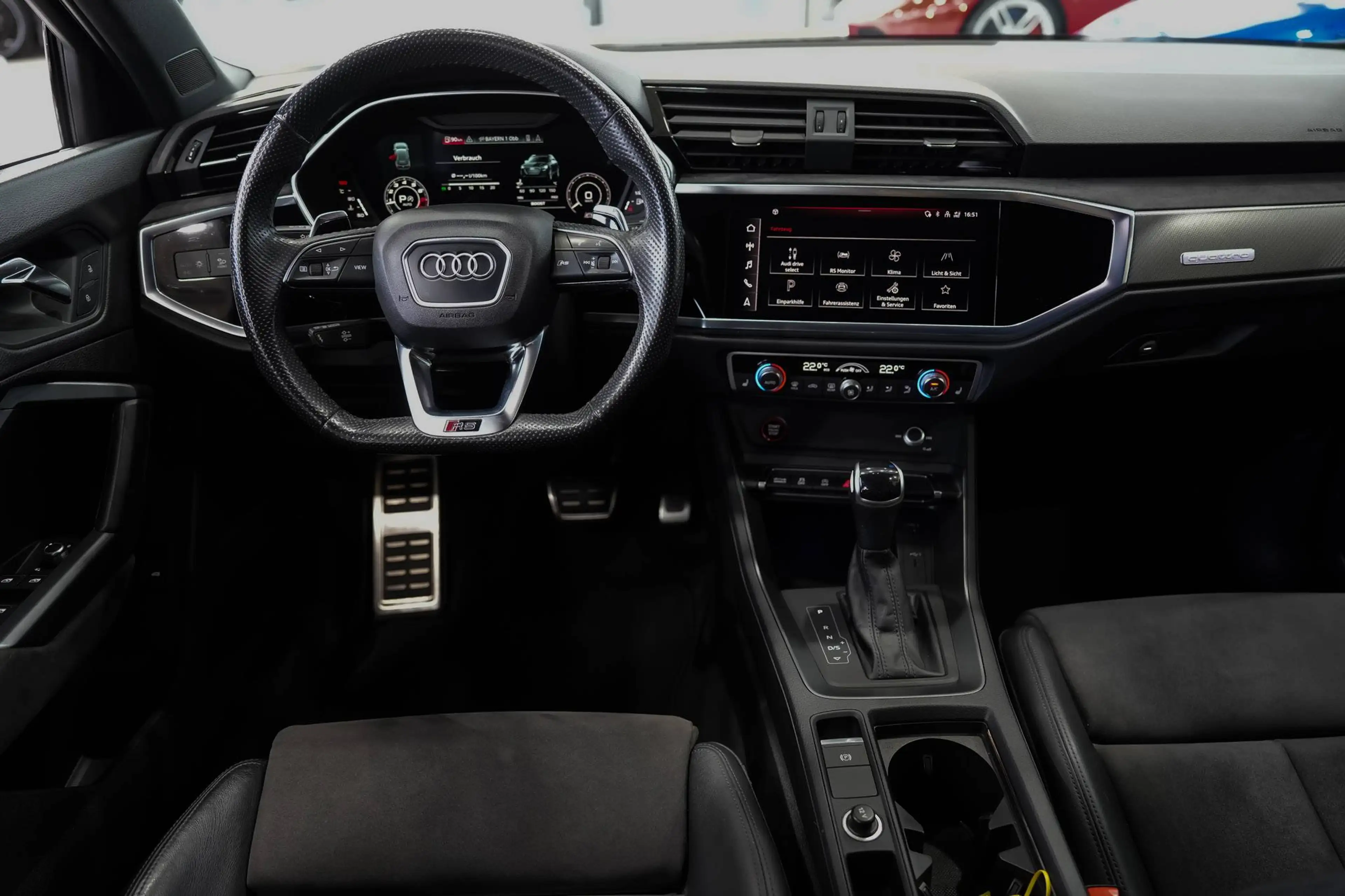 Audi RS Q3 2.5 TFSI quattro*1.HAND*RS-ABGAS*SPORTSITZE — photo 14