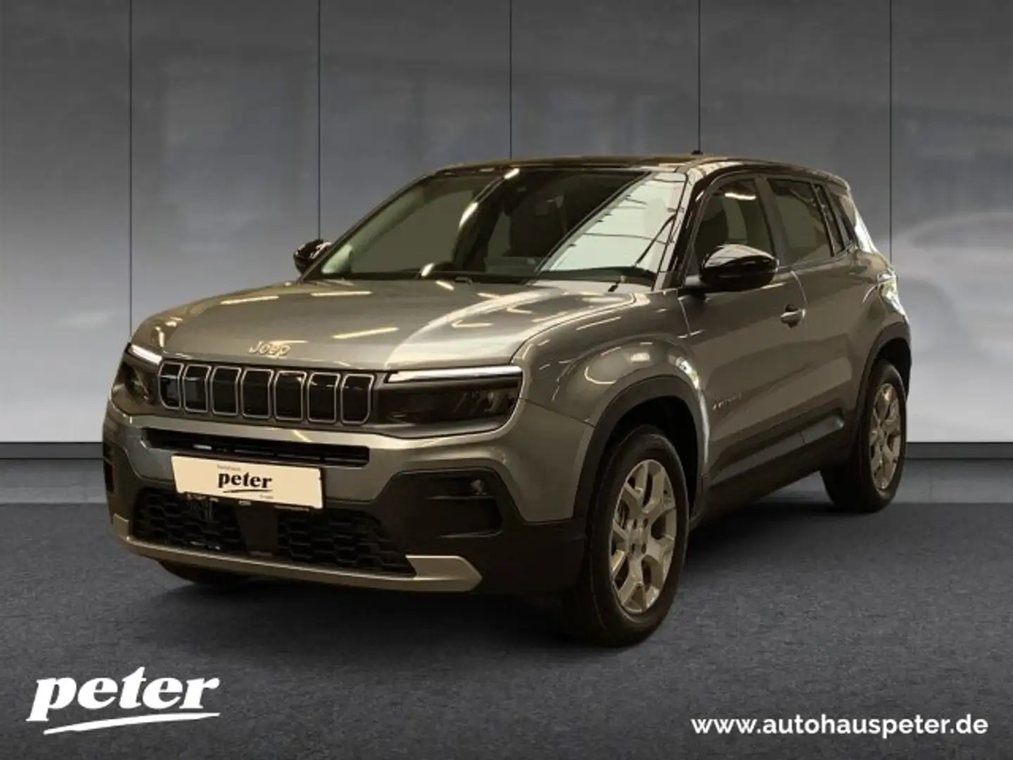 Jeep Avenger Avenger Benziner MY25 Altitude 1.2l T3 MT FWD Gris - 1