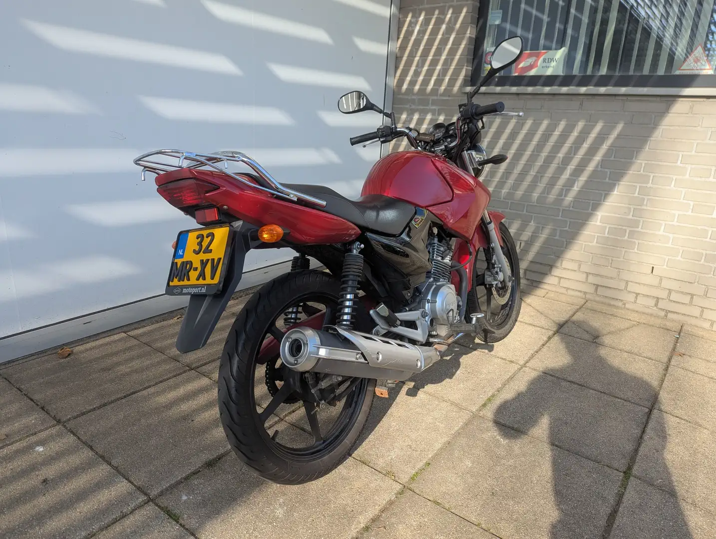 Yamaha YBR 125 Roşu - 2