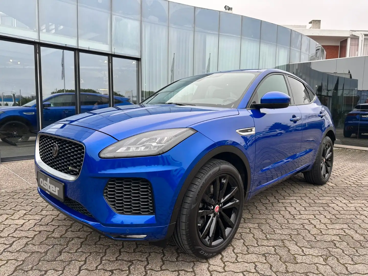 Jaguar E-Pace P250 R-Dynamic SE AWD|Meridian|ACC Azul - 1