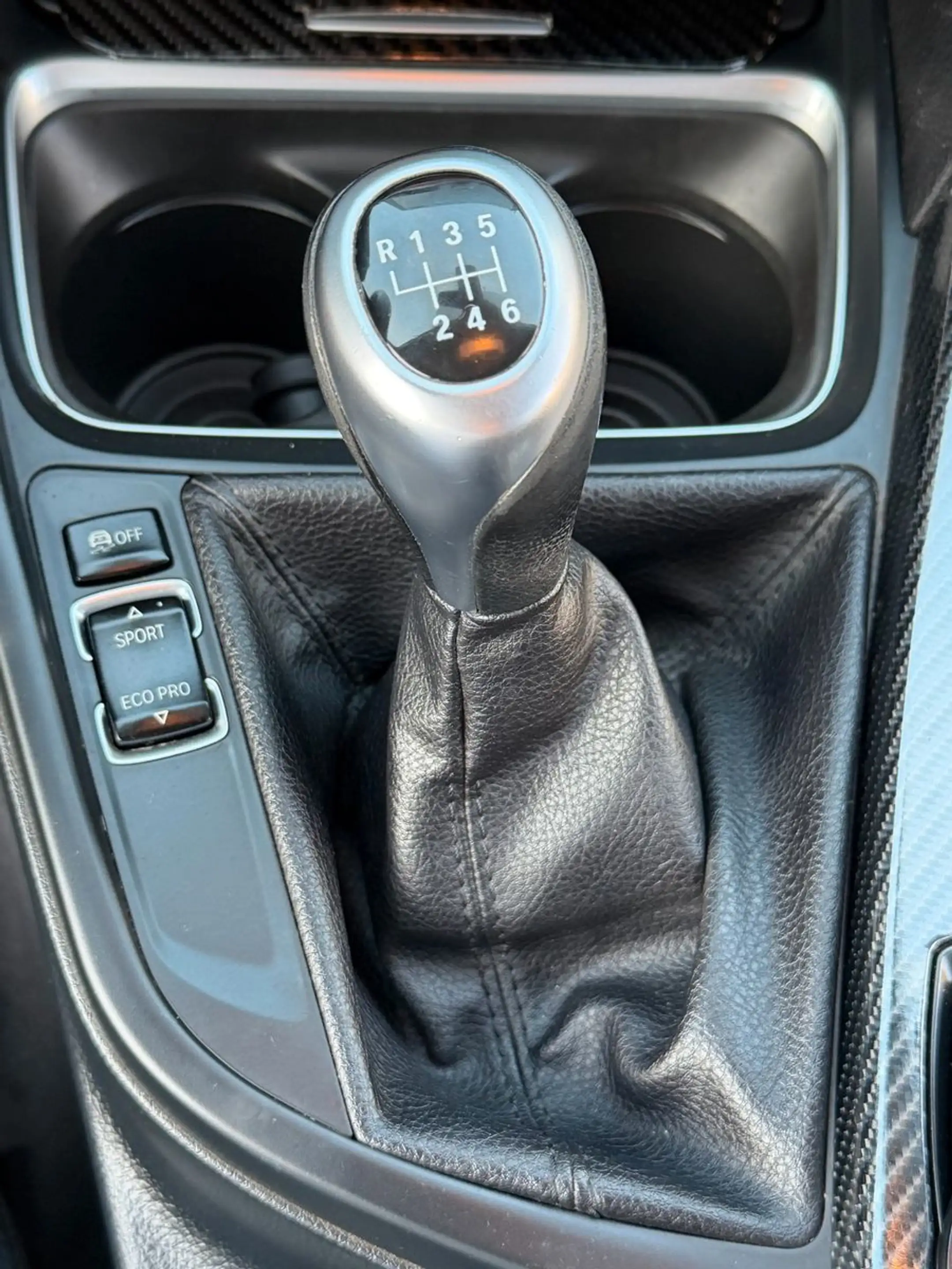 BMW 316 d Sport Line — photo 13